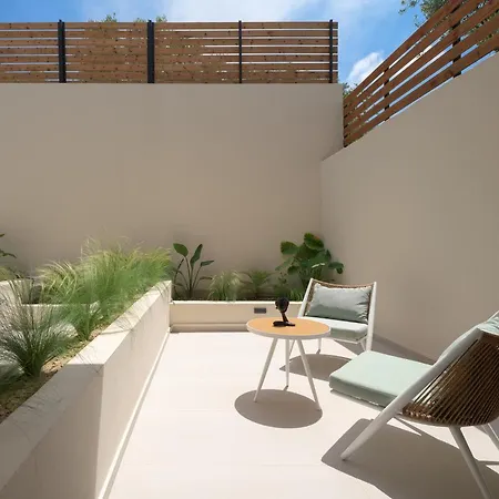 En Paraiso A Majestic Seaview Retreat By Thinkvilla Γιαννούδι